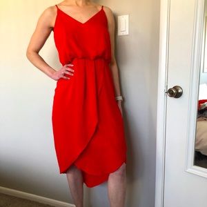 Red High Low Midi Dress in Excellent Condition - Size  XS